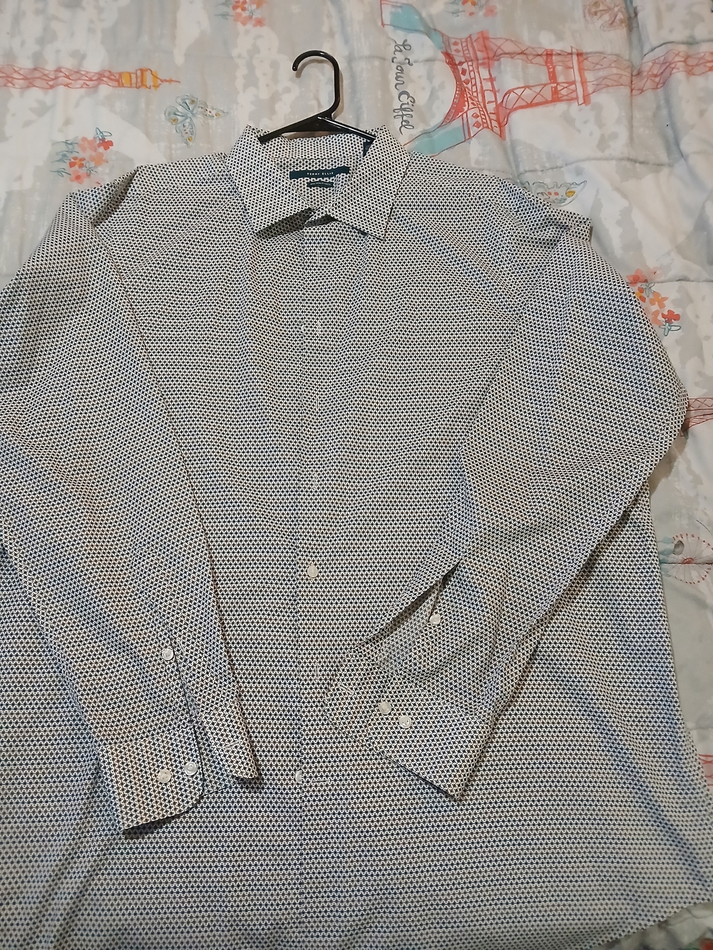 Perry Ellis Men's White and Navy Microdot Dress Shirt